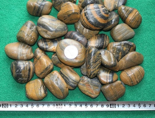 China Polished Pebble Stones with Grain, Cobble Stones, River Stones,Cobble River Pebbles,Landscaping Pebbles supplier