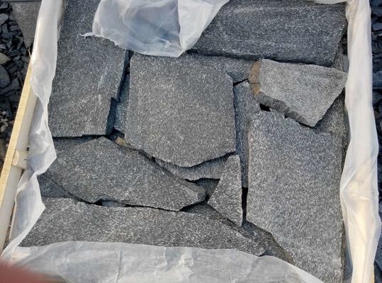 China Black Quartzite Random Flagstone,Irregular Flagstone,Flagstone Walkway,Crazy Stone supplier